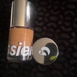Glossier Skin Tint Foundation - Tan